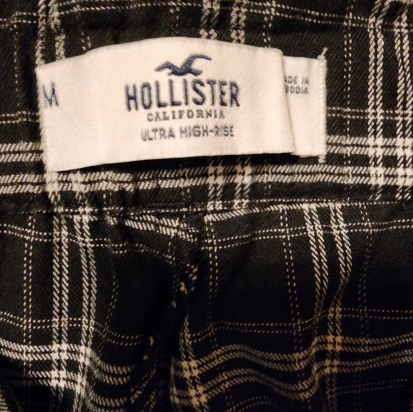 Hollister Black/White Comfy Pants Size Medium - Picture 3 of 3